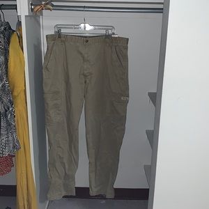 Wrangler cargo pants size 38x32